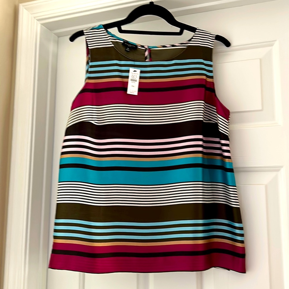 NEW WITH TAGS ATTACHED Talbot sleeveless blouse